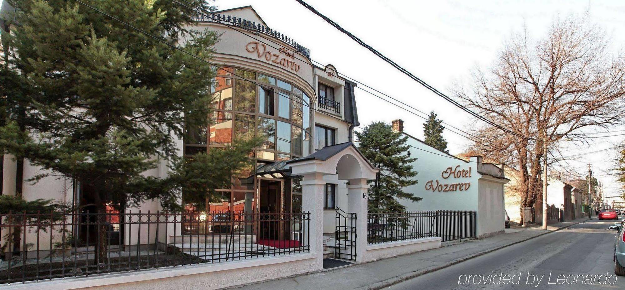 Garni Hotel Vozarev Belgrado Esterno foto